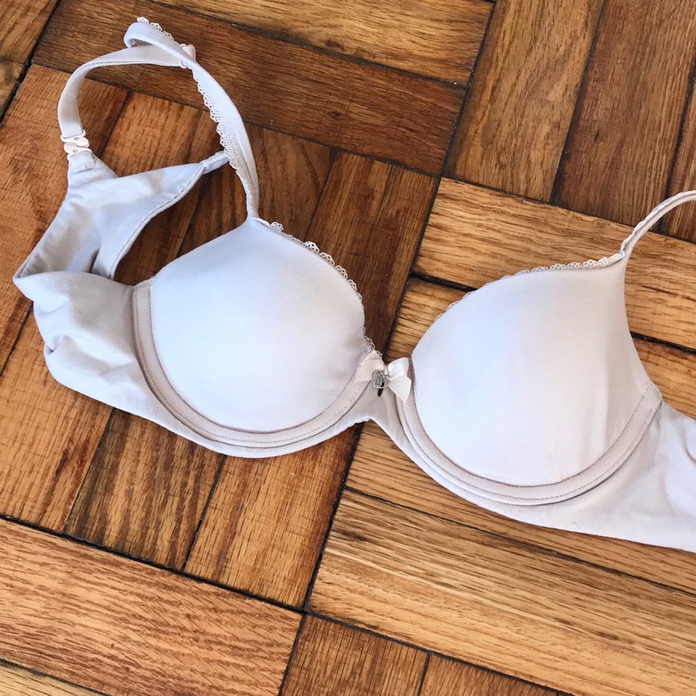 Victoria Secret 34A body by Victoria